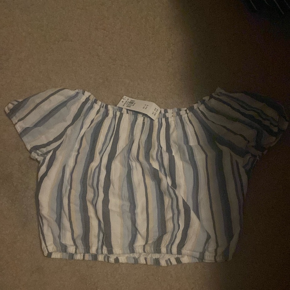 Multicolor & stripped crop top